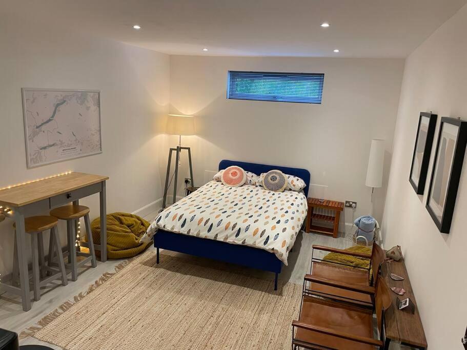 The Den - Your Cosy Sleepover Space Saint Fillans Exteriör bild