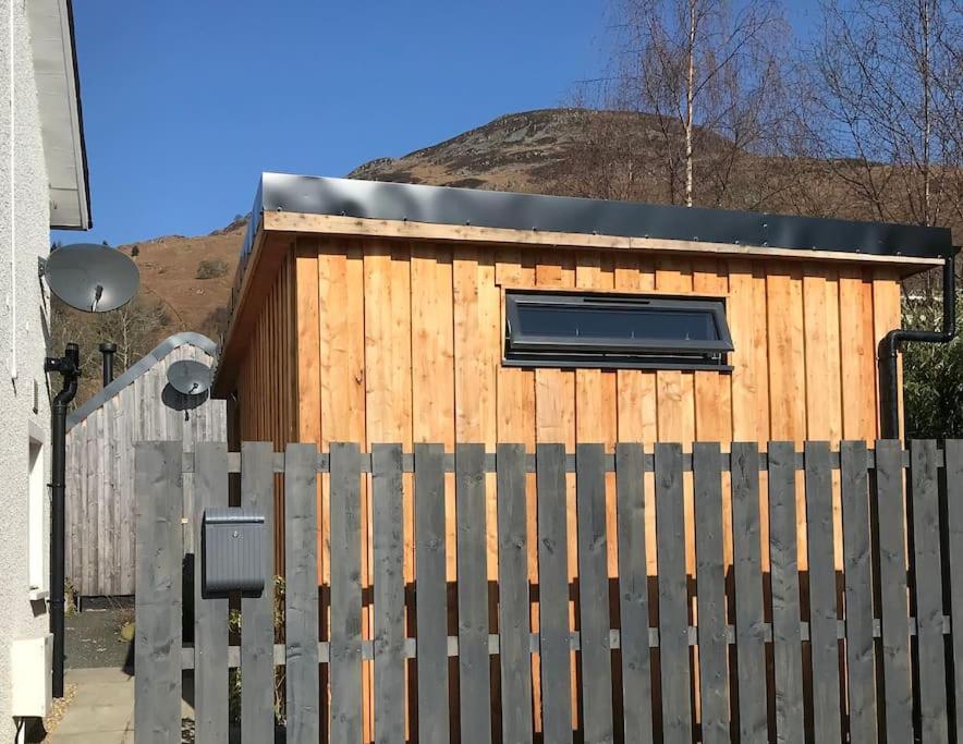 The Den - Your Cosy Sleepover Space Saint Fillans Exteriör bild